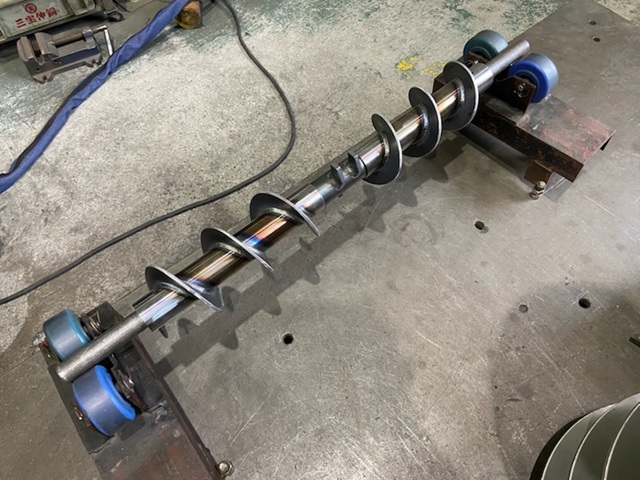 スクリューシャフト（材質＝SS400）-1