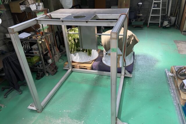 角パイプSUS架台-1